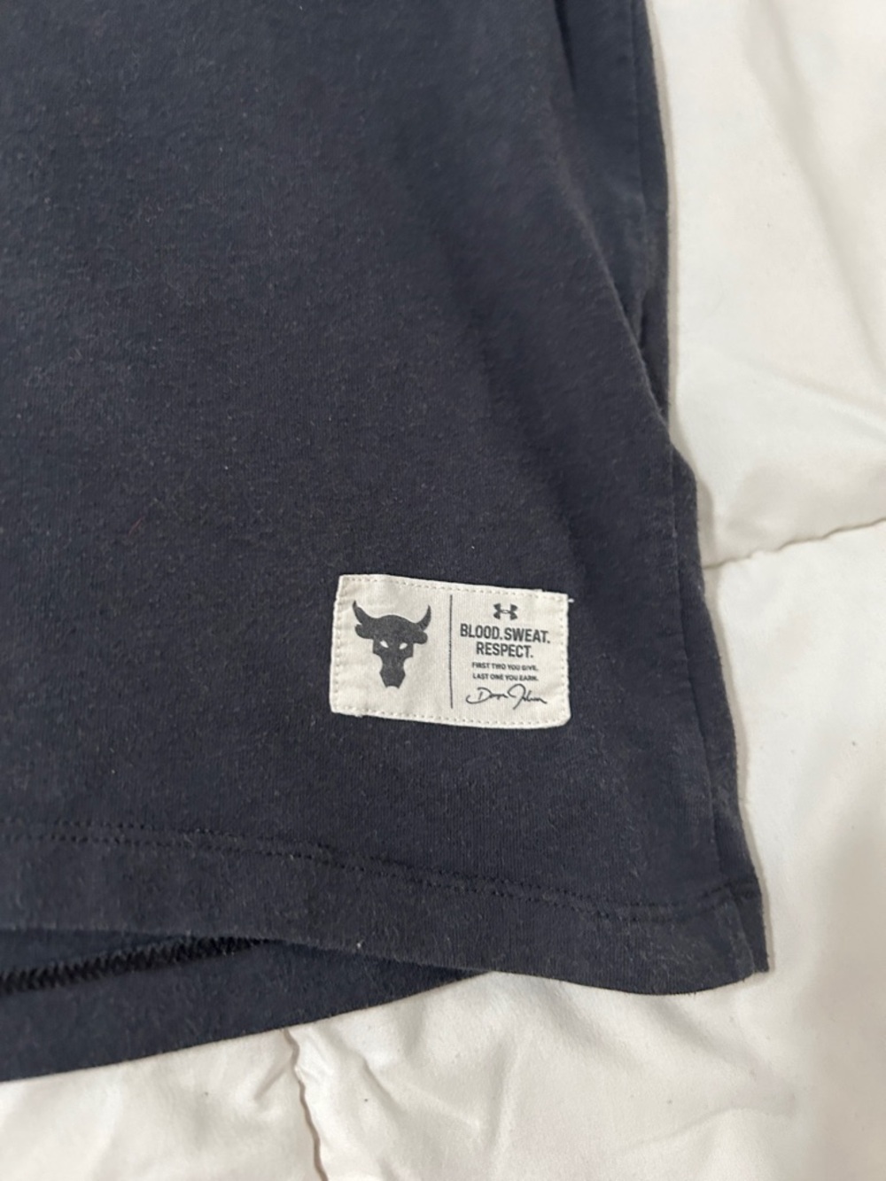 Under Armour Black DISRUPT Short Sleeve Tee - Picture 2 of 4